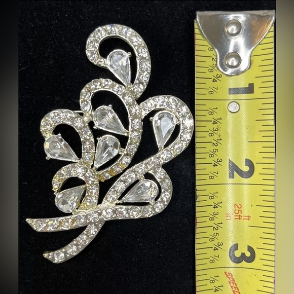 Vintage Silver Tone Clear Baguette Rhinestone Large Leaf Brooch Pin 3” - Picture 3 of 4